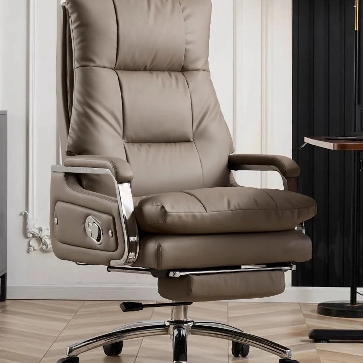 Ergonomic Rolling Swivel Reclining Chair Z15930