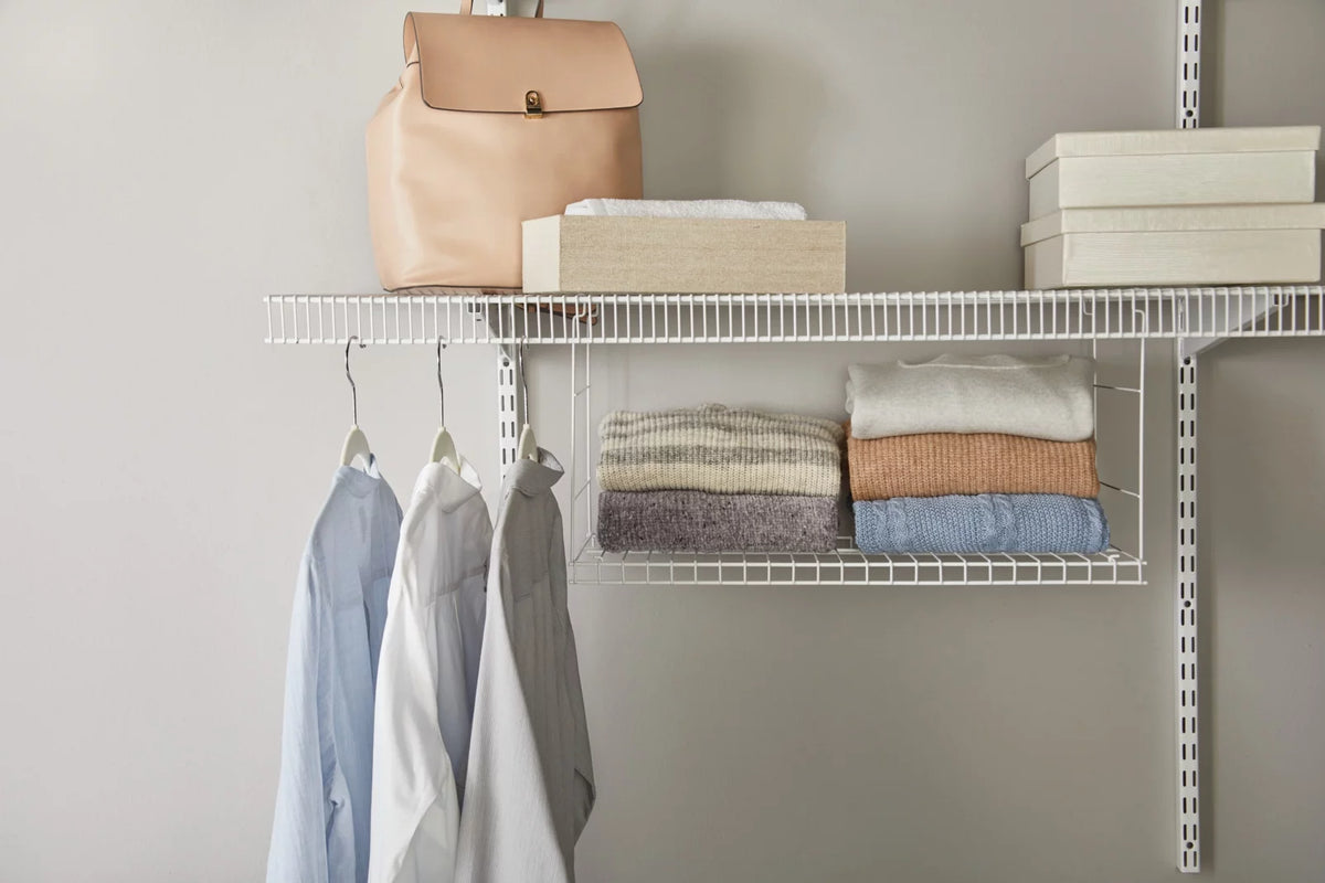 White Hanging Wire Shelf M920