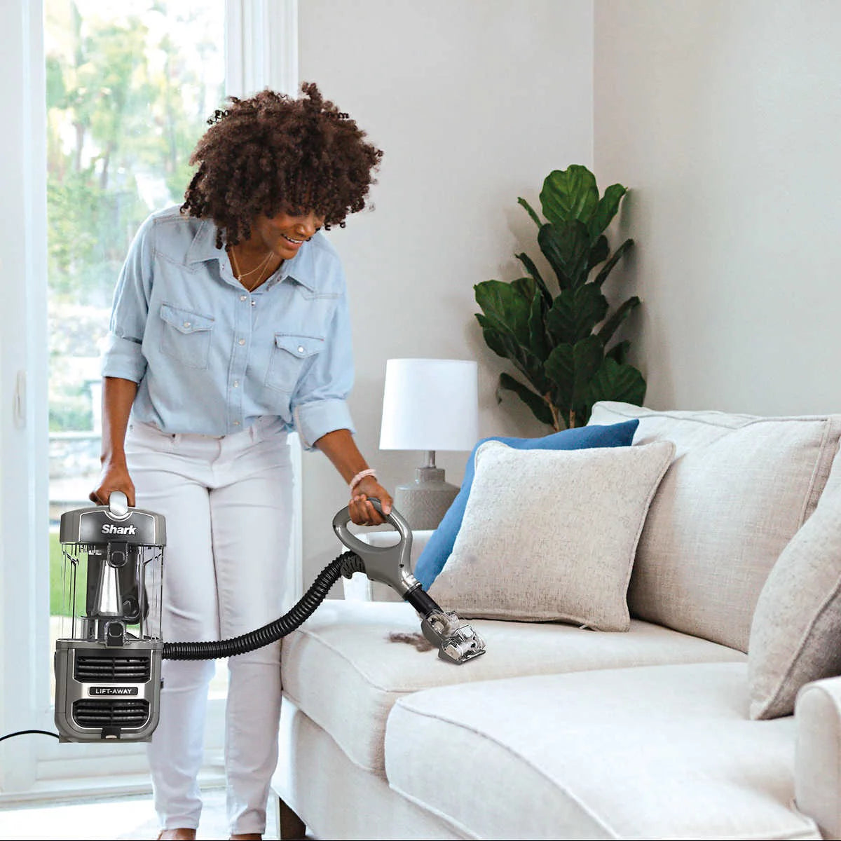 Upright Vacuum I3425