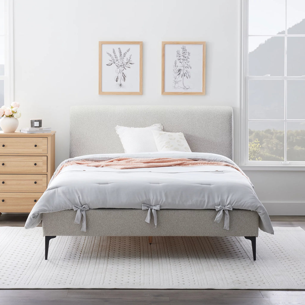 Queen Light Gray Upholstered Platform Bed U7572