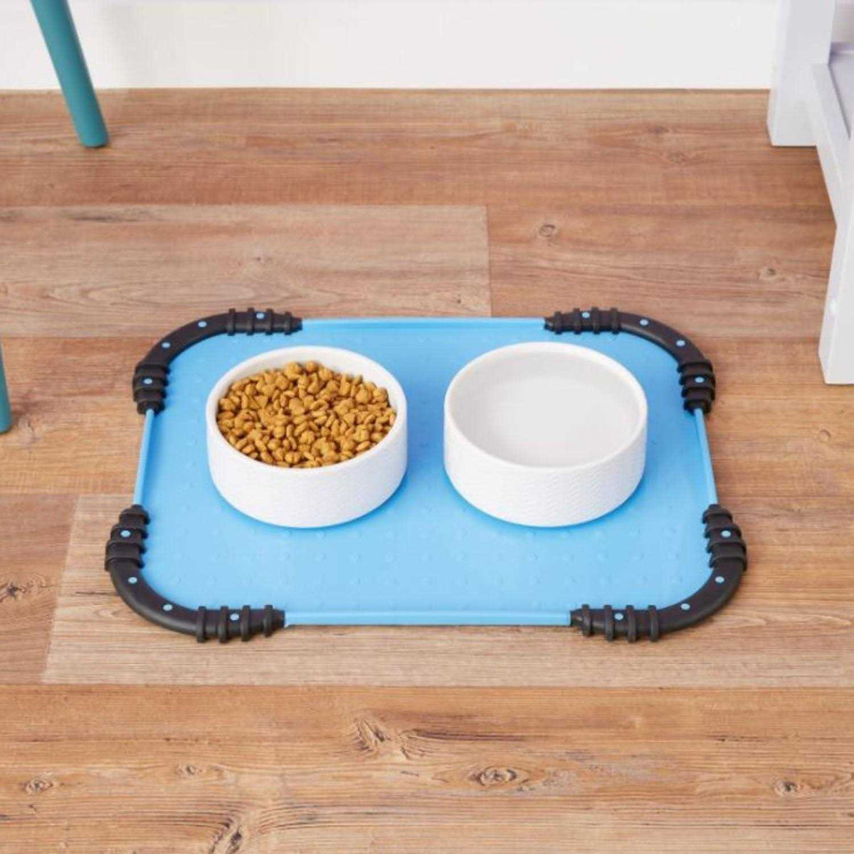 Stay in Place Food Mat W6814