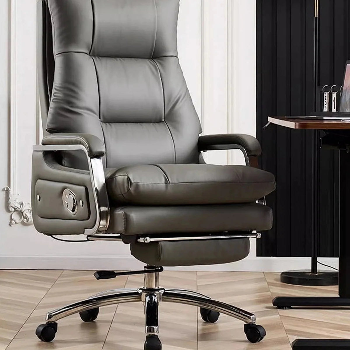 Ergonomic Rolling Swivel Reclining Chair Z15930