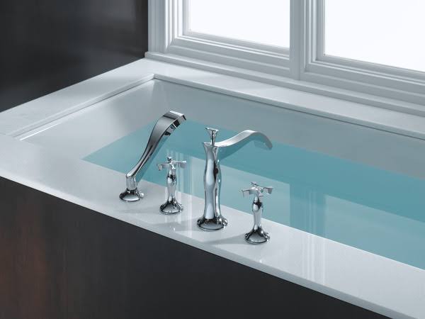 4-Hole Roman Tub with Hand Shower N230