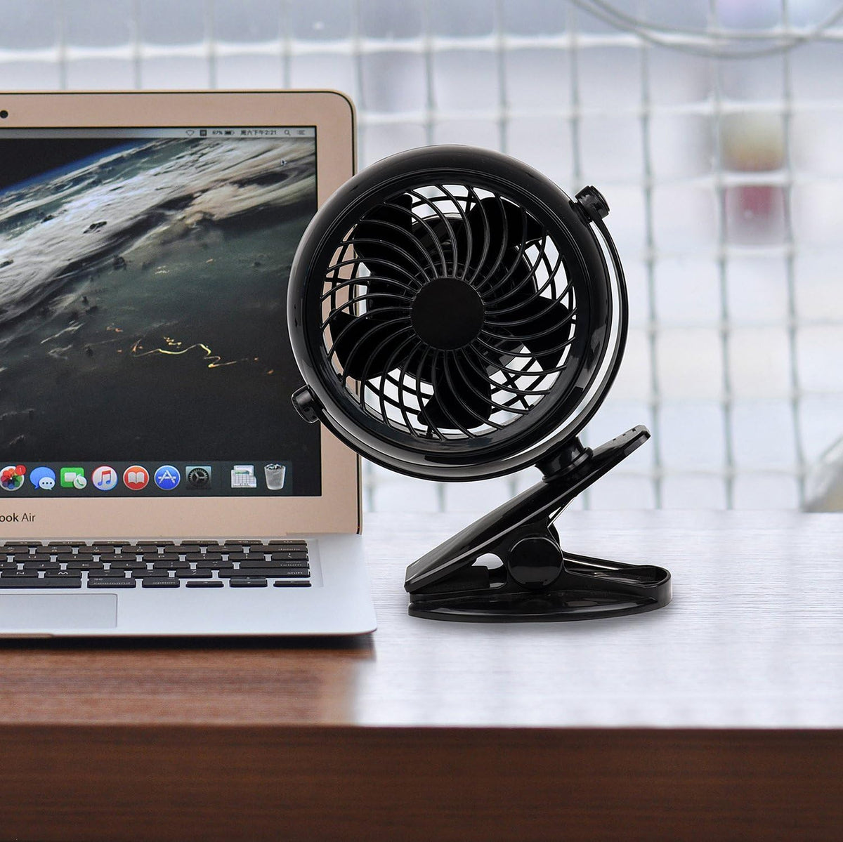 Battery Operated Fan with Clip, 5 Inch U77824