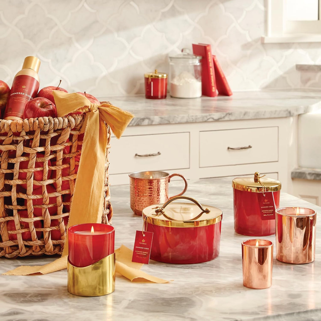 Red Poured Candle (13 oz) J8167