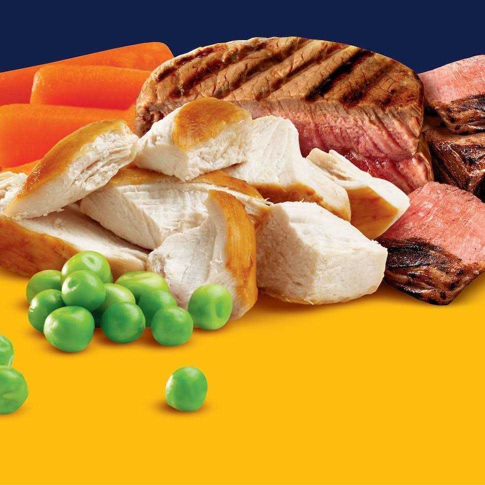 Chicken and Steak Dry Dog Food M3498