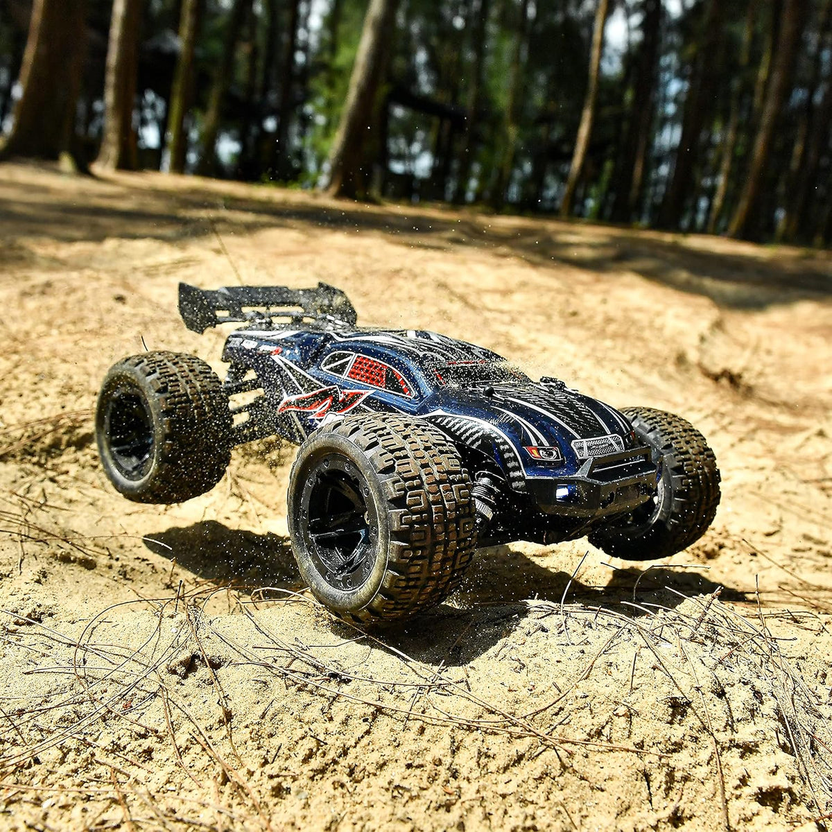 1:16 Scale 4WD Remote Control Electric Off Road RC Monster Truck U745