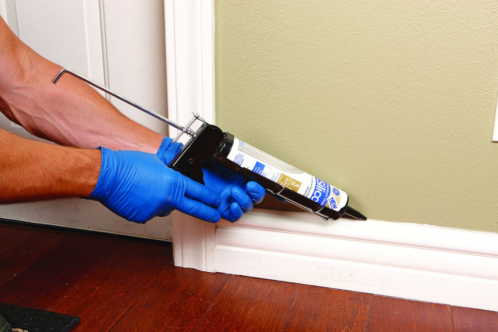 9 In. Caulking Gun P537