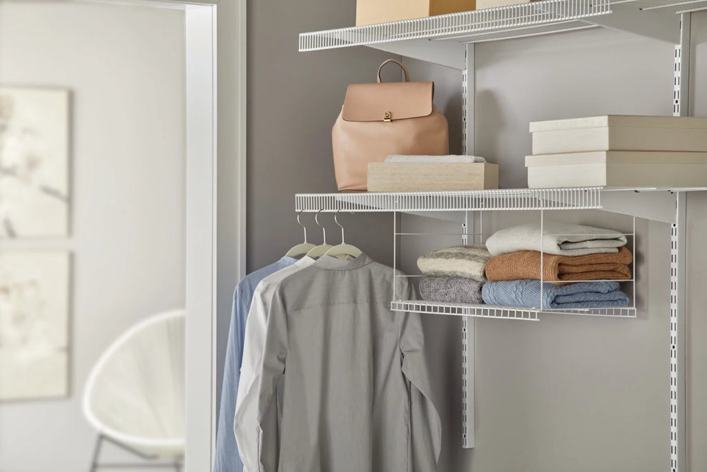 White Hanging Wire Shelf M920