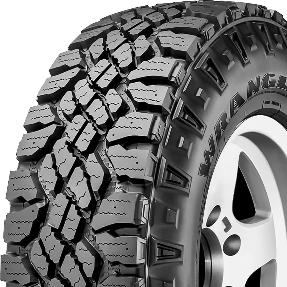 LT275/70R18 121/118R D Tire X68884