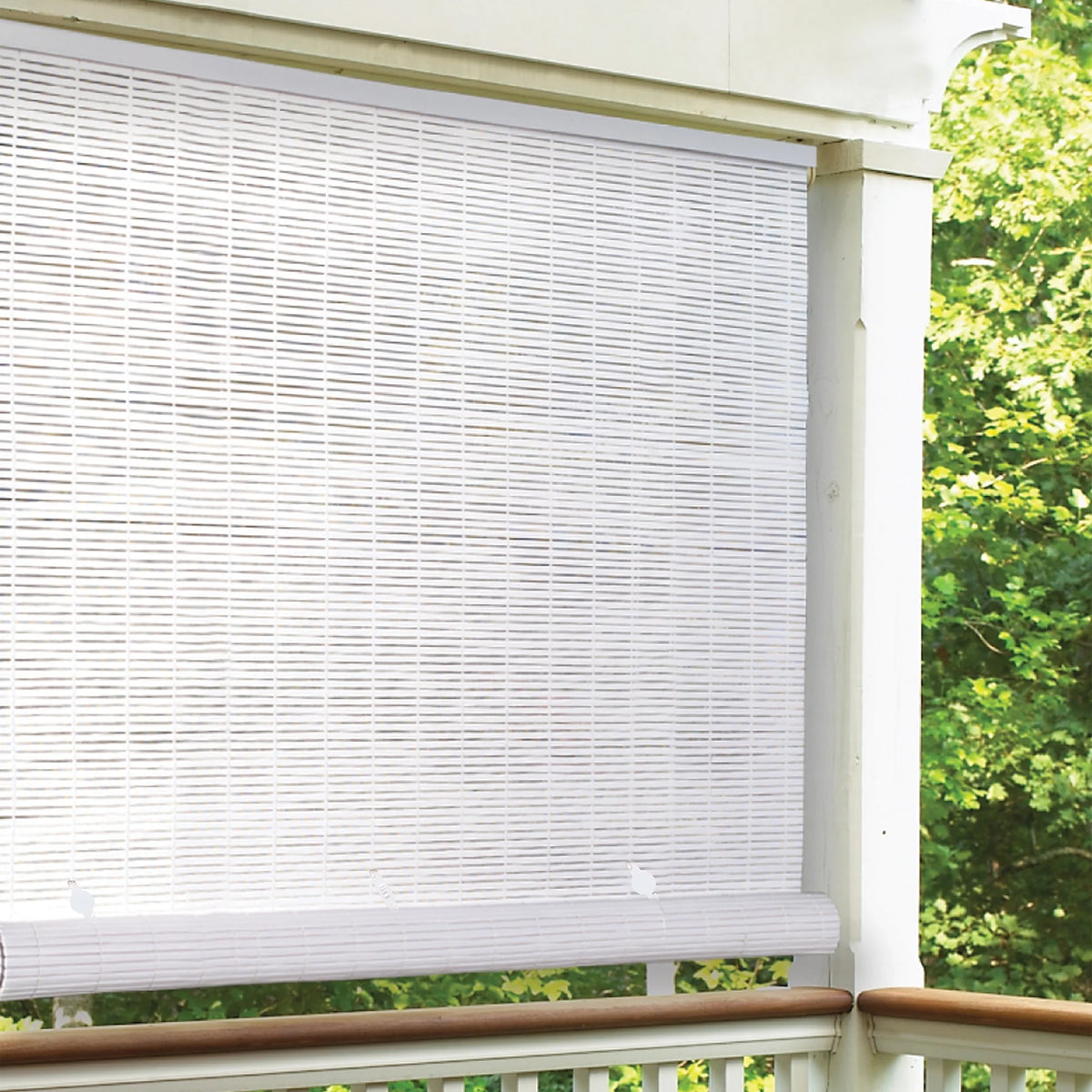 Brown Woodgrain Light Filtering Roller Sun Shade 4'x6' W32514