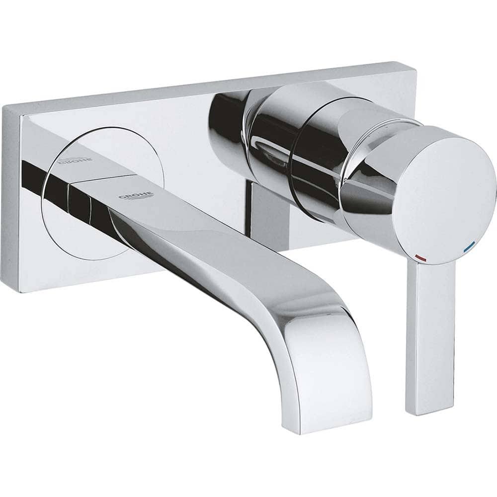 Single-Handle Wall Mount Bathroom Faucet in Starlight Chrome D571474