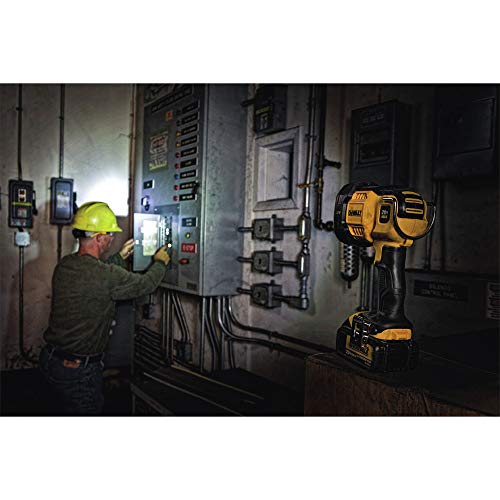 20V MAX LED Work Light, Handheld Spotlight, 1500 Lumens P715