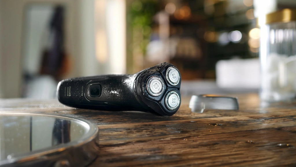 Cordless Electric Shaver with Pop-Up Trimmer O709