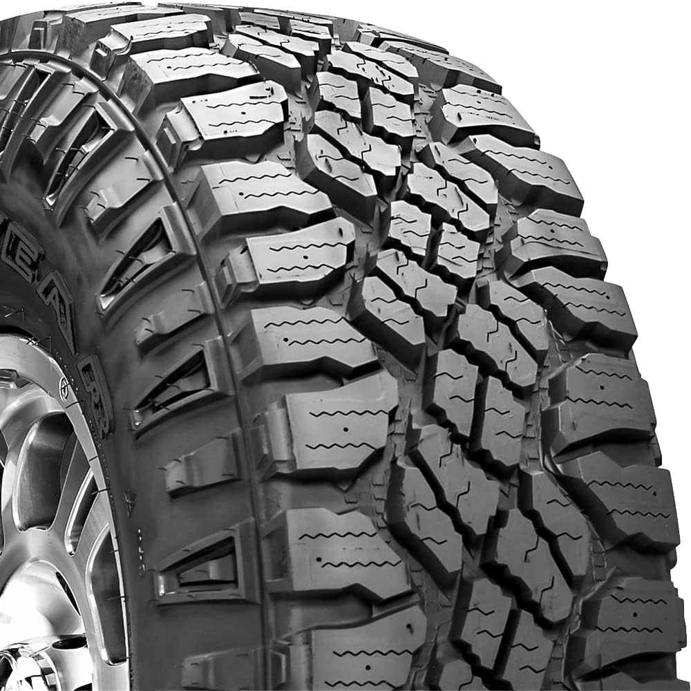 LT275/70R18 121/118R D Tire X68884