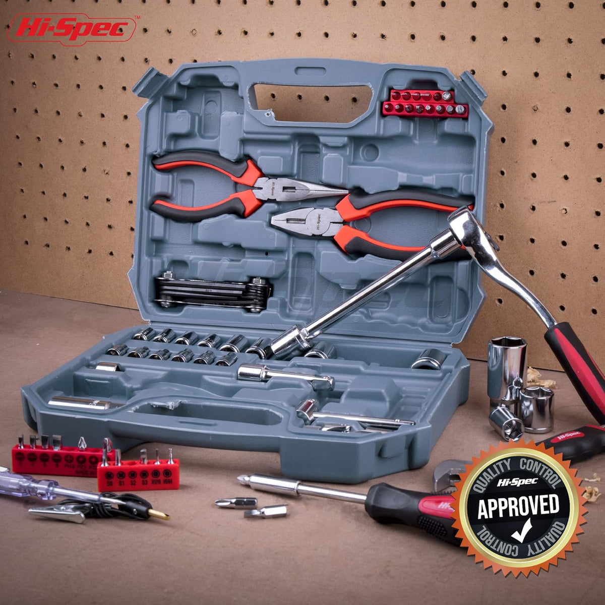 67 Piece Auto Mechanics Tool Kit with Metric Sockets, Ratchet Set & Tool Box N743