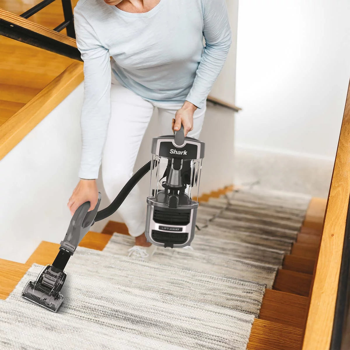 Upright Vacuum I3425