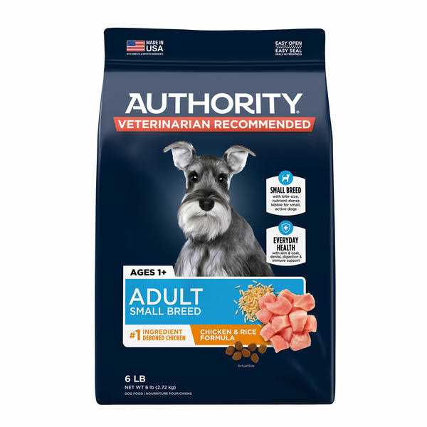 Small Breed Adult Dry Dog Food Q124639