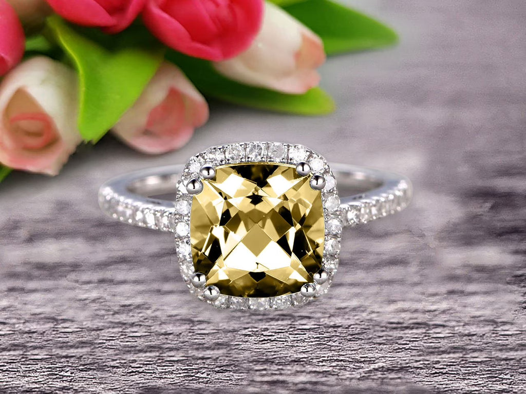 10k White Gold Halo Engagement Ring I58585